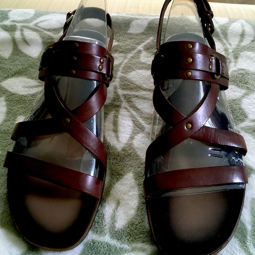 Franco Sarto Grecian Sandal🌺
